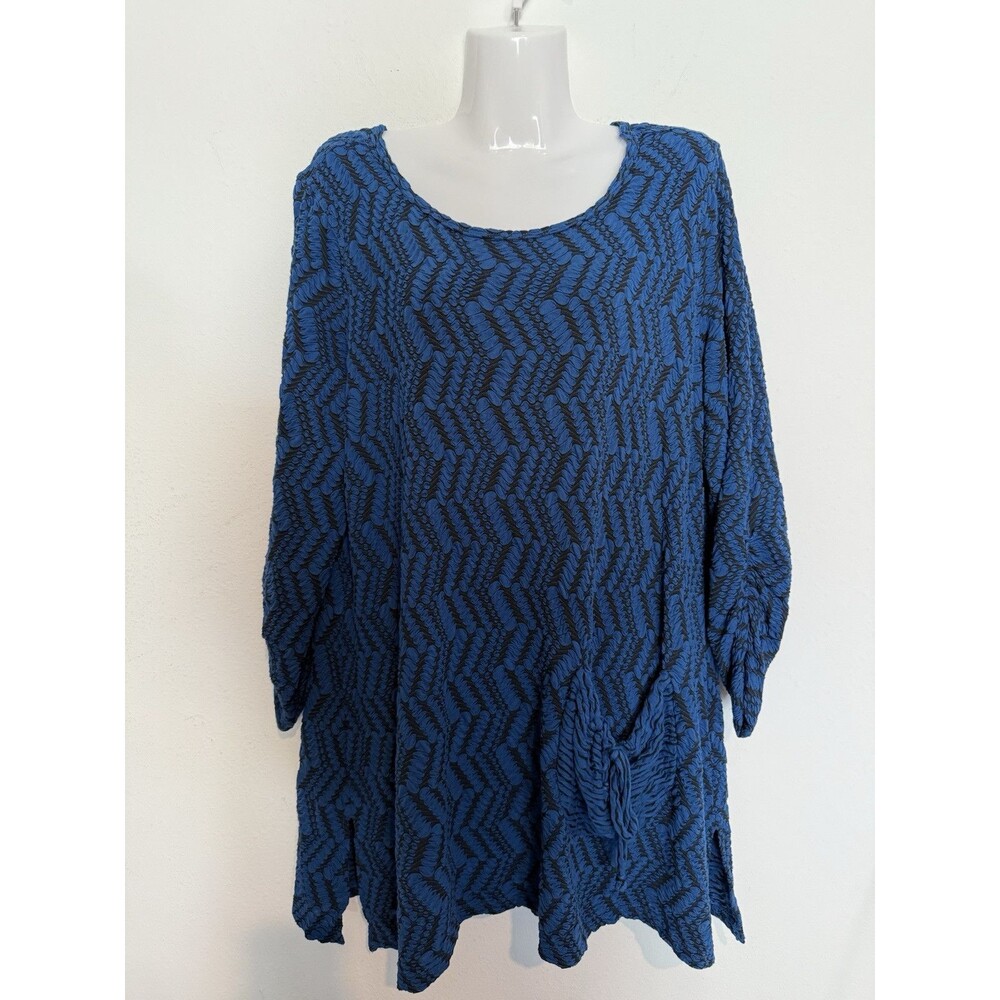 Ali Miles Stretchy Tunic Top XL Blue Womens Artsy Ruched 3/4 Sleeve Textured EUC